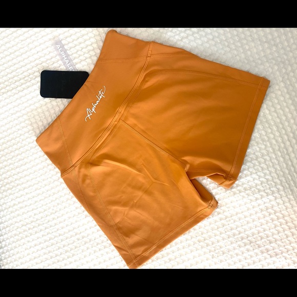 NWT Alphalete Pulse Surge Shorts Sun Kissed - Picture 4 of 6